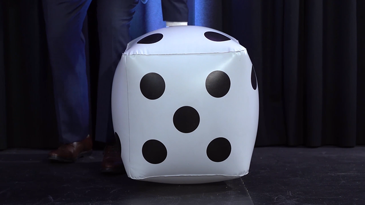 Air Dice created by Gon??alo Gil and Gee Magic - Trick