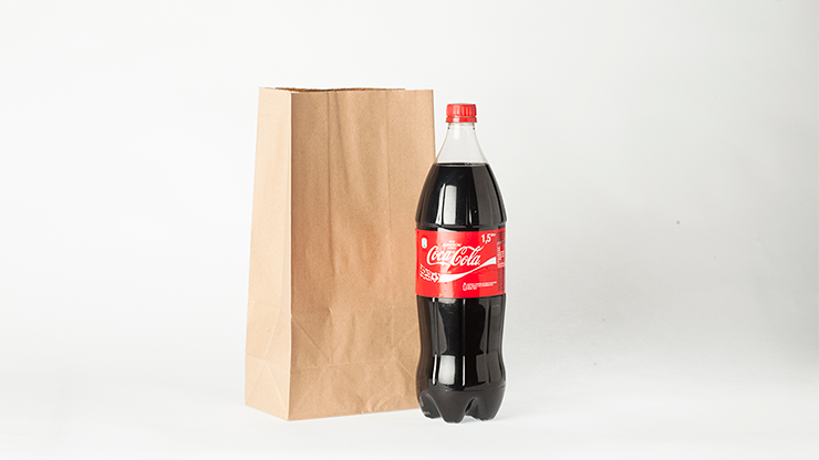 Astonishing Bottle by Jo?œo Miranda and Ramon Amaral  - Trick