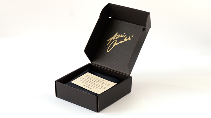 Adria­n Carratala's Ring to Shoelace