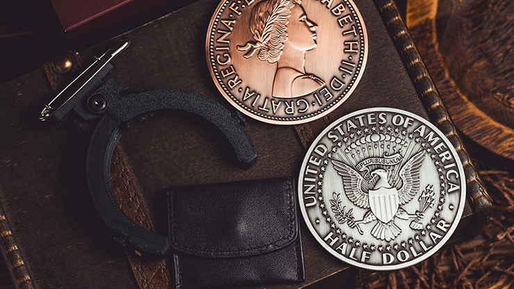 Hopping Shocking Half by Jiang Zhenghua